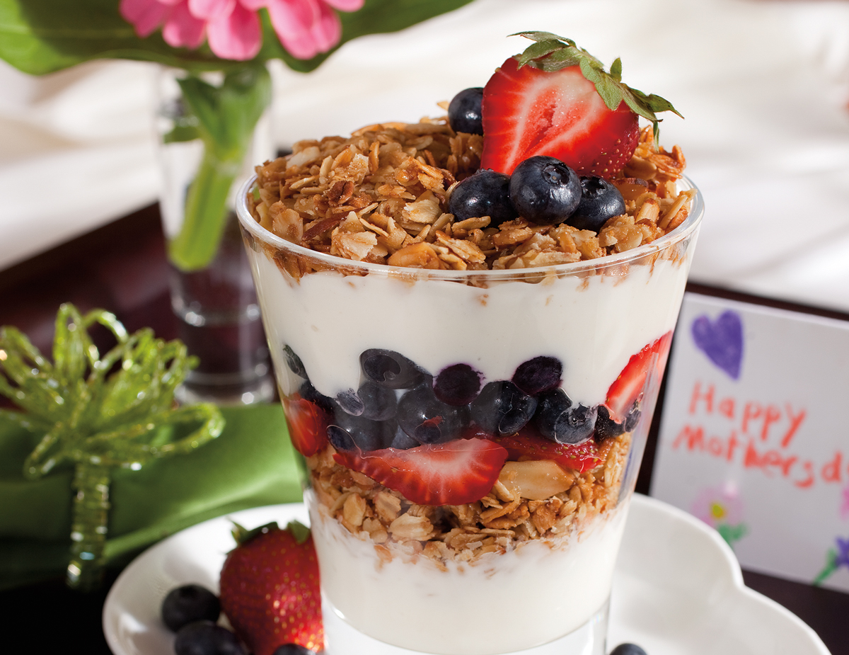 Coconut-Almond-Granola-Parfait