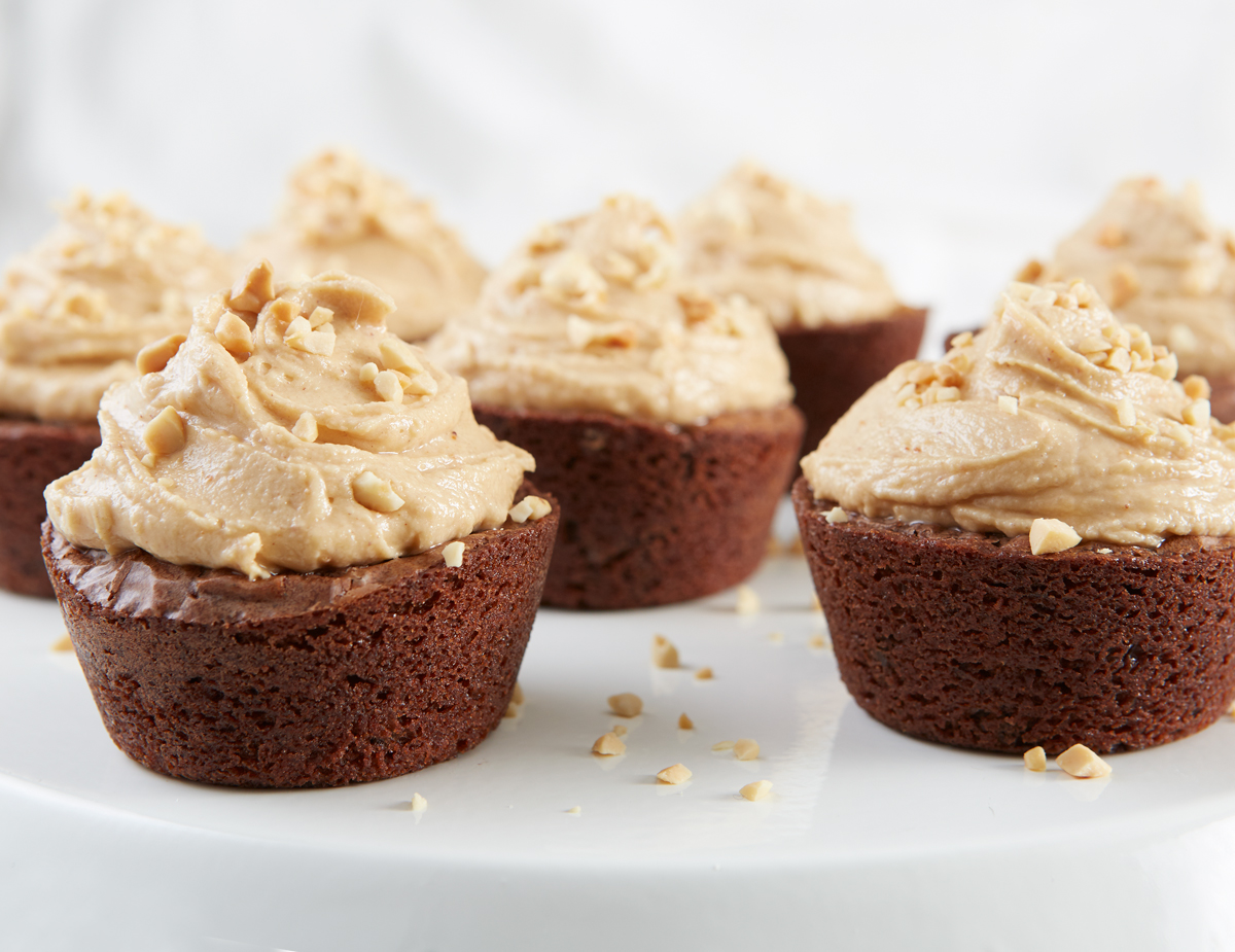 Peanut Butter Crunch Cupcakes