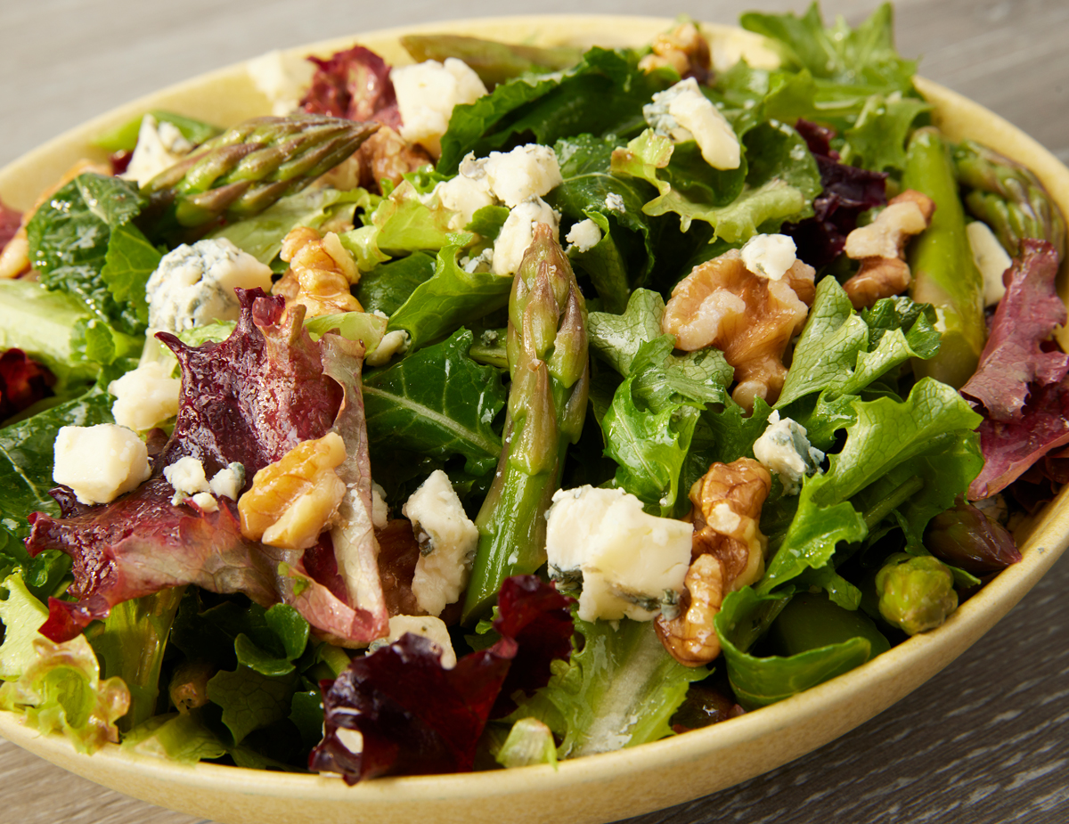 Asparagus Walnut Salad