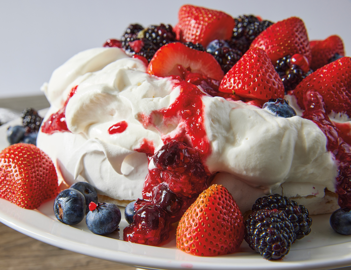 Berry Pavlova