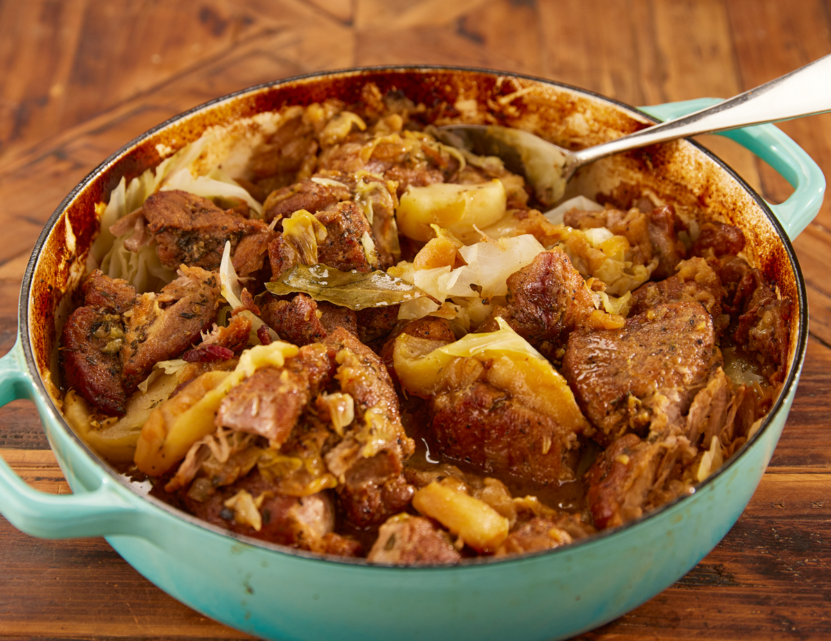 Braised Pork Apples Cabbage